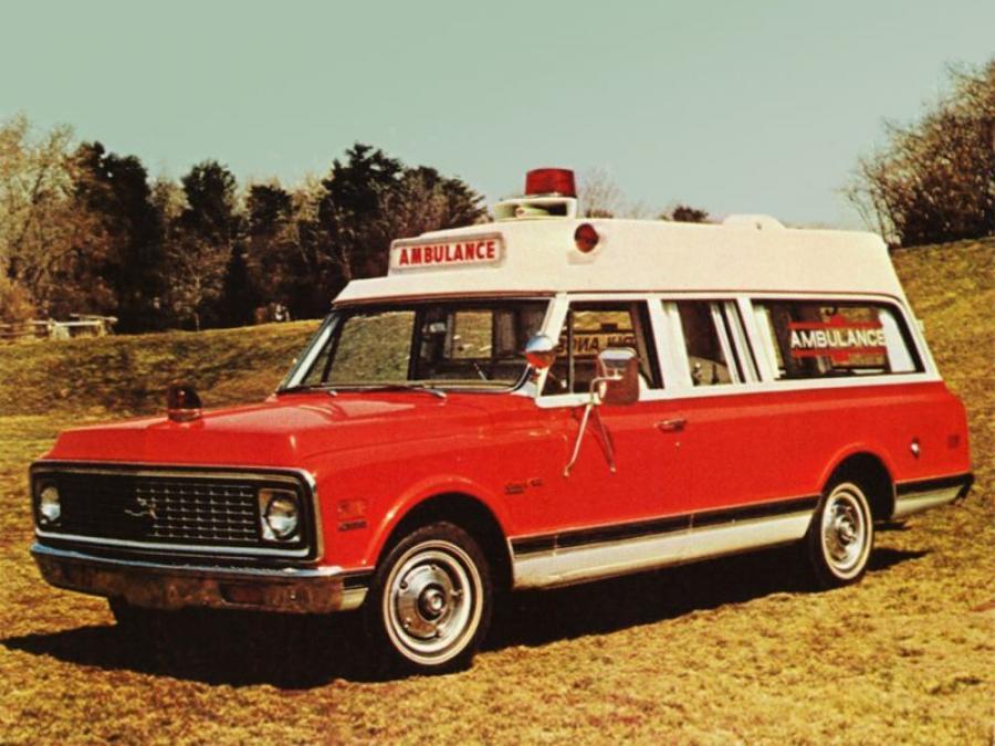  Chevrolet C10 Suburban High Top Ambulance by Yankee Coach 1972 года  (фото 1 из 1)